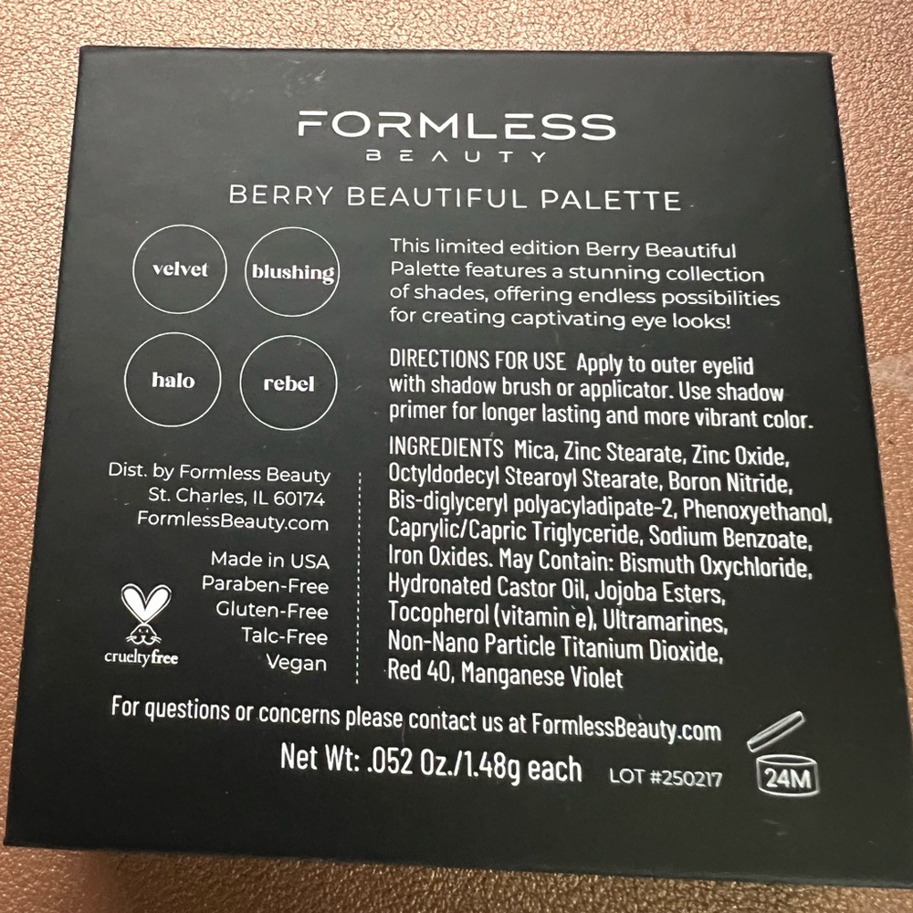 Formless Beauty by Jenny McCarthy Berry Beautiful Eye Palette ::NIB:: - Picture 4 of 6